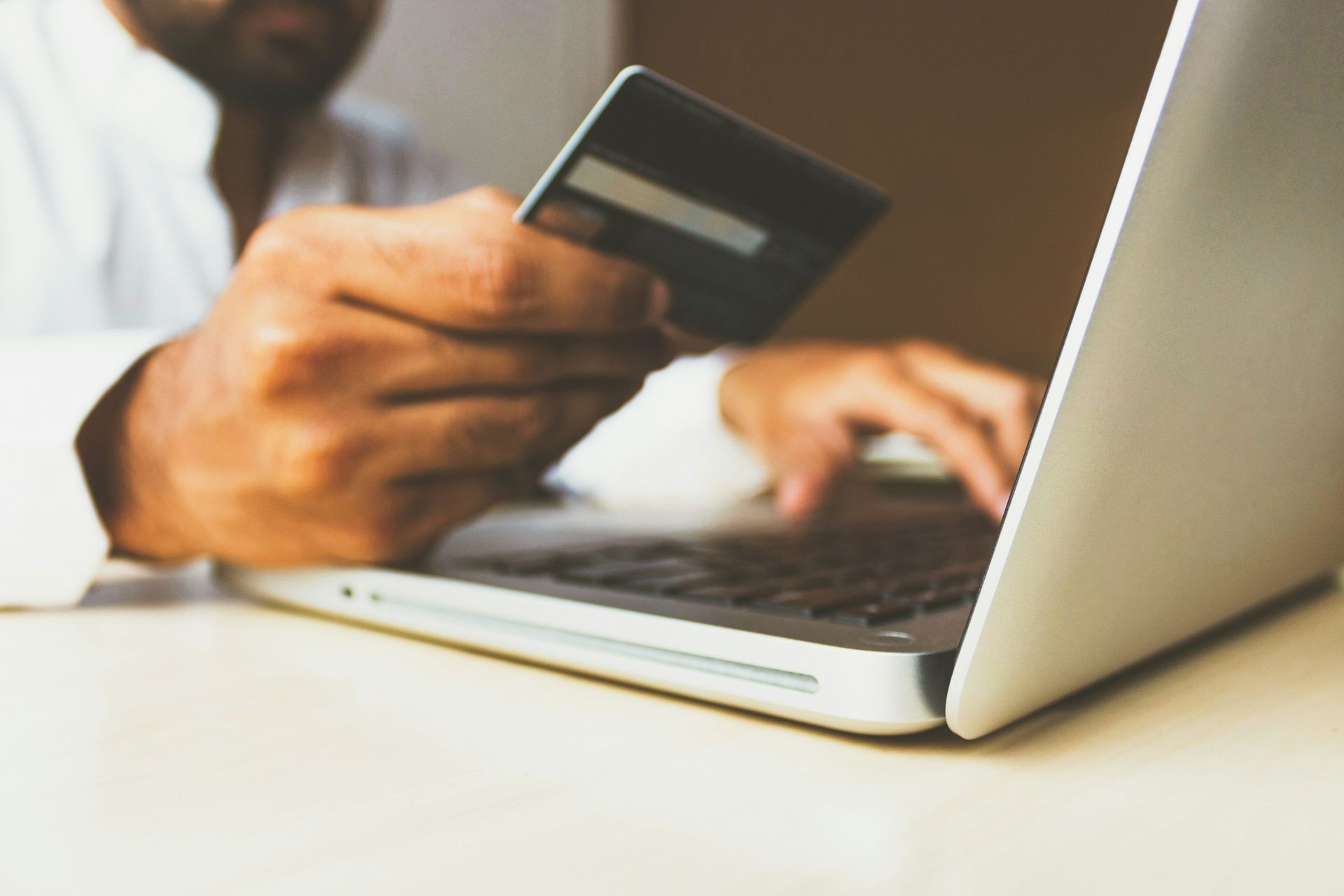 The best credit cards for travel in 2026: Chase Freedom, Wells Fargo Reflect top U.S. News rankings