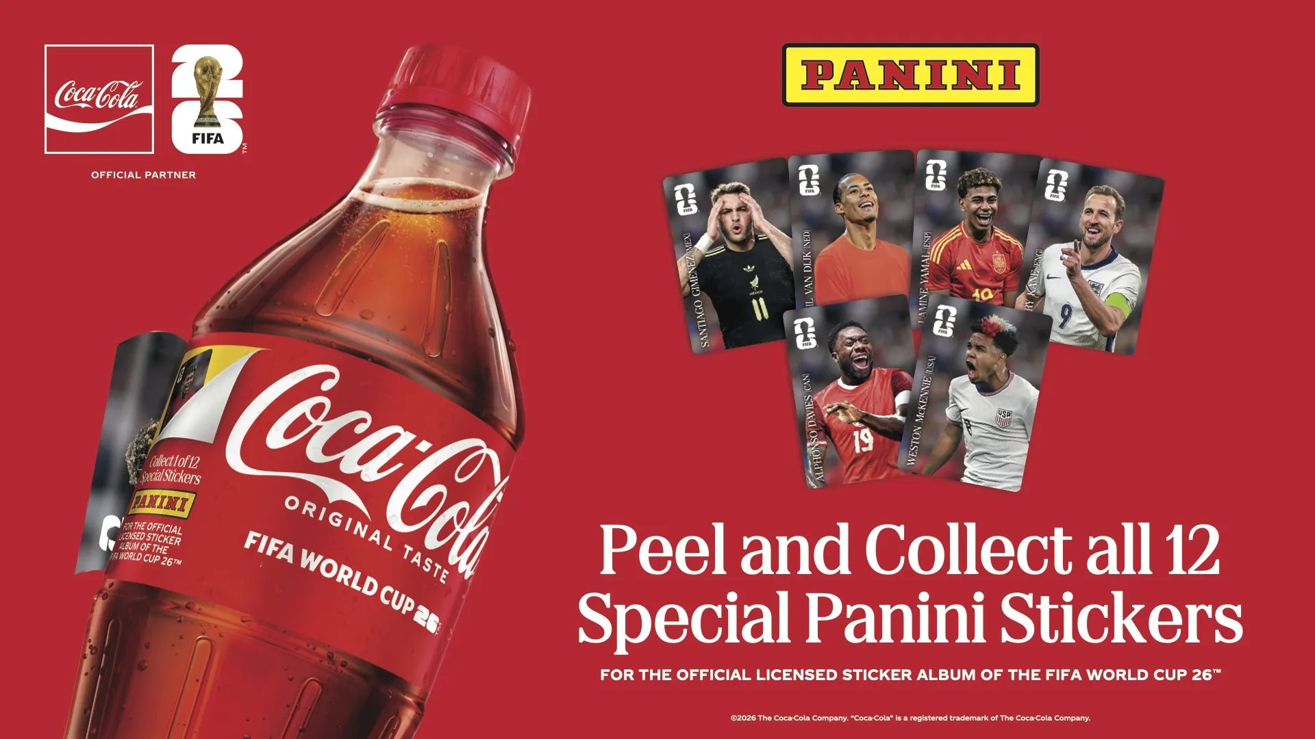 Coca-Cola lance des bouteilles en forme de ballon de football pour la Coupe du Monde.