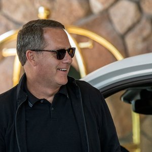 qz.com - Brian O'Connell - Walmart's CEO retires: How Doug McMillion transformed the retail giant