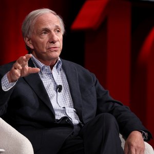 Ray Dalio Acusa: EUA Divididos em Castas Econômicas! Veja o Que Ele Revelou!