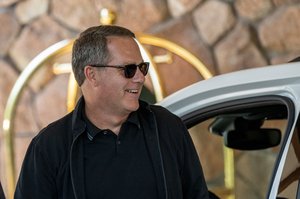 Walmart's CEO retires: How Doug McMillion transformed the retail giant