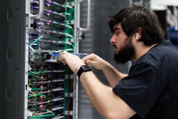 AI companies are recruiting electricians and carpenters by the thousands to build data centers