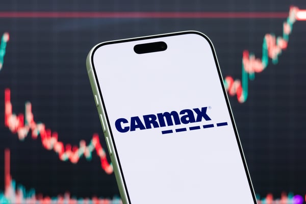 CarMax beat earnings estimates but is facing falling used-car margins as new CEO unveils growth strategy