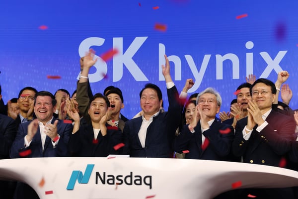 SK Hynix stock opens at $170 on Nasdaq after $26.5 billion ADR offering