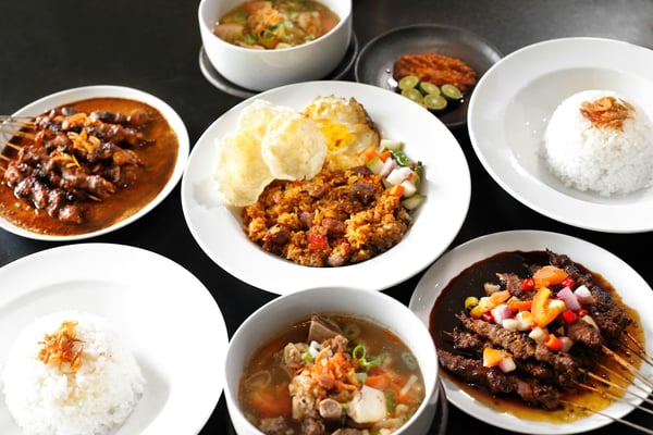 The 9 best foods and drinks to try in Indonesia