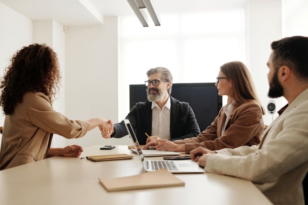 25 questions to ask in a job interview that reveal the most