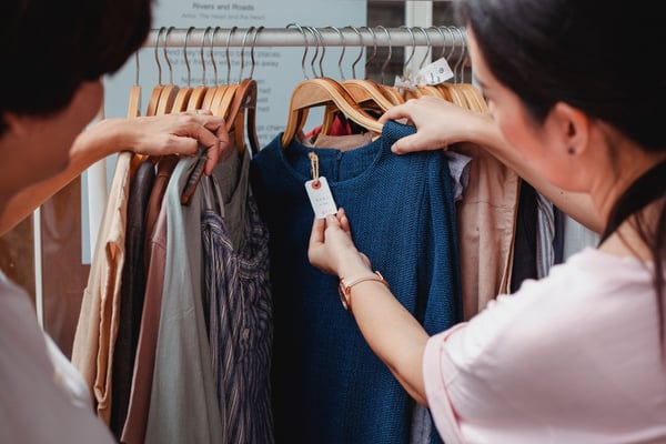 25 economic principles that explain everyday decisions